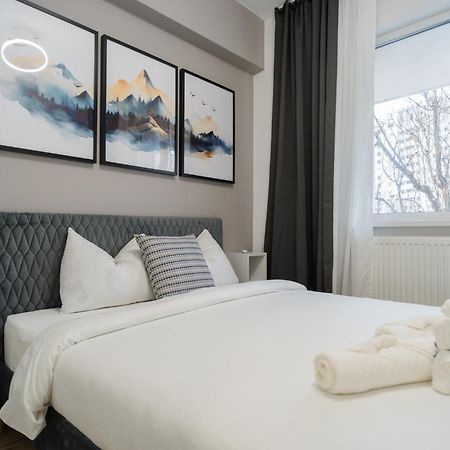 Apartmán Elegant Gem Victoriei Avenue Bukurešť Exteriér fotografie