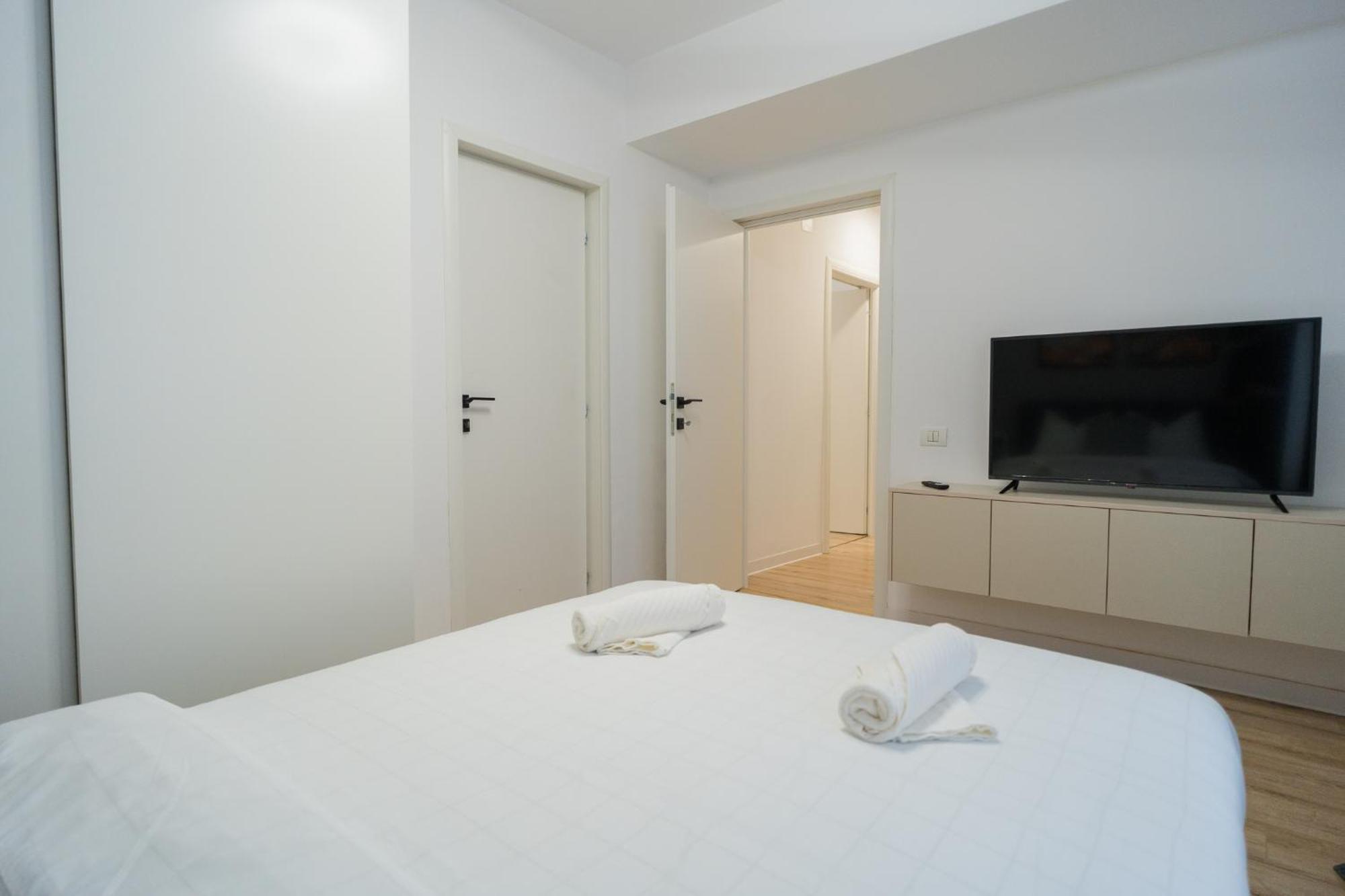 Apartmán Elegant Gem Victoriei Avenue Bukurešť Exteriér fotografie